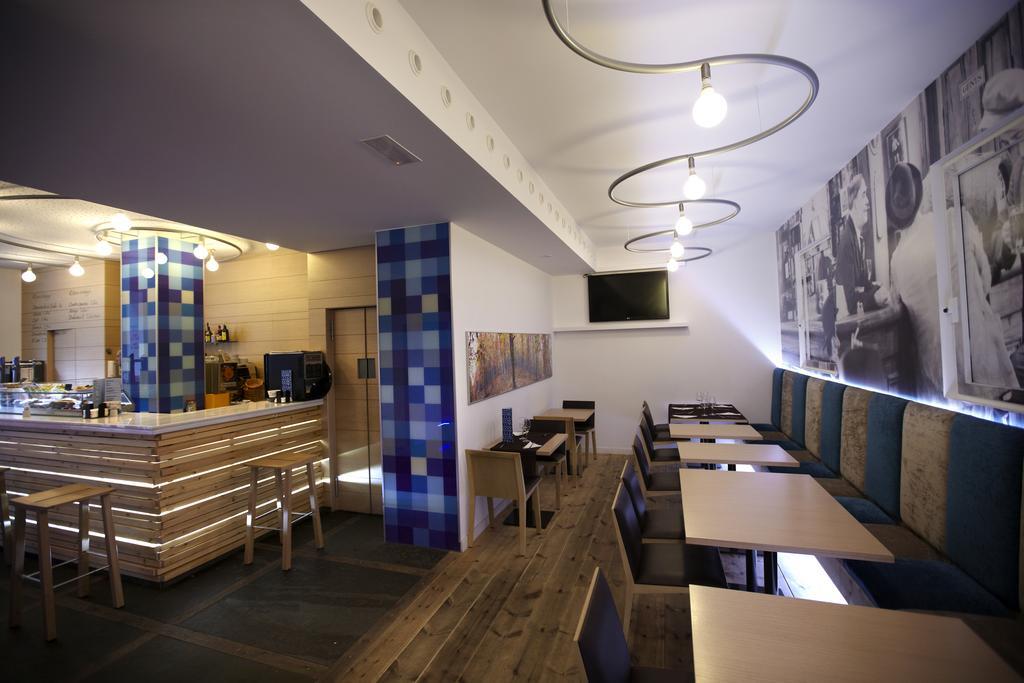 Hostal Bezana Burgo Dış mekan fotoğraf